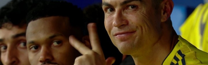 米兰体育注册-C罗做手势暗示被"偷窃"，拜因体育：C罗可能面临2至4场禁赛+罚款