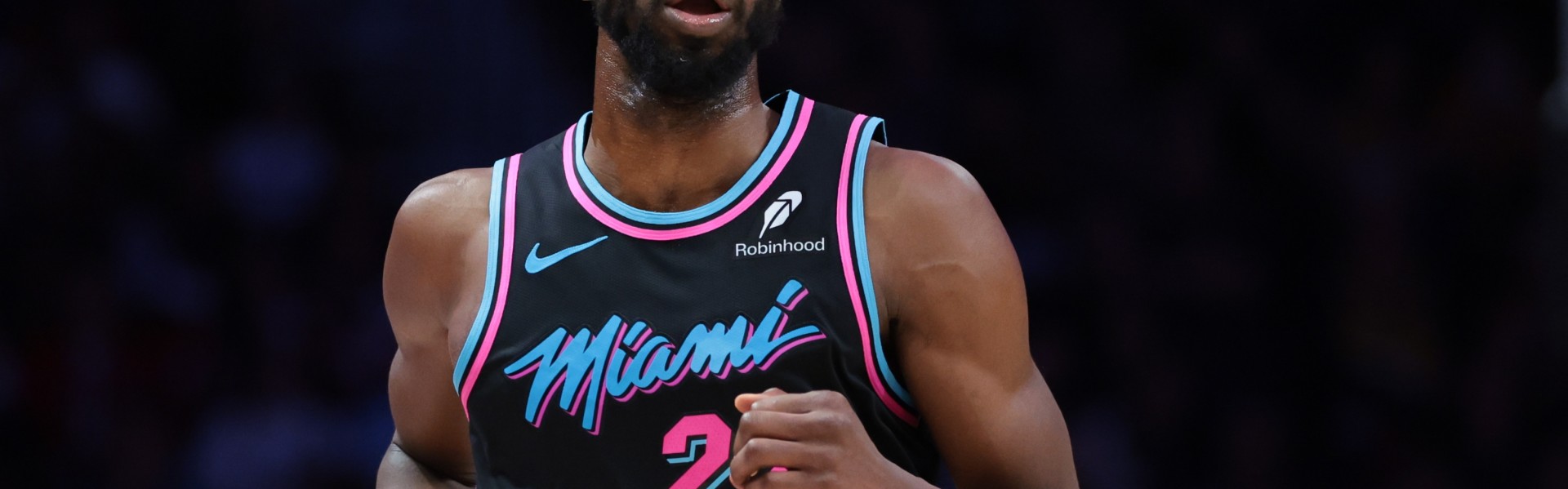 APP下载-维金斯：希望有生之年能去看有“不同物种”的地方 了解宇宙事物