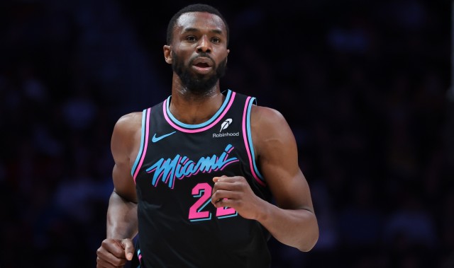 APP下载-维金斯：希望有生之年能去看有“不同物种”的地方 了解宇宙事物